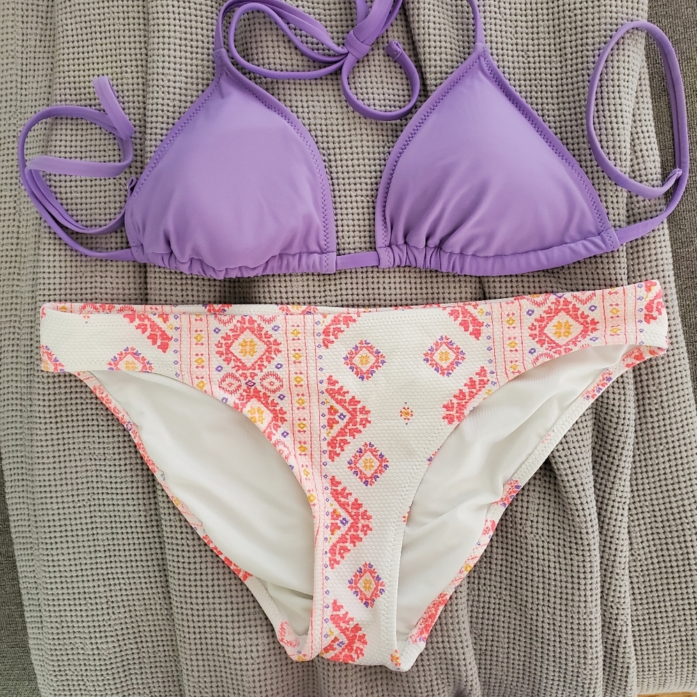 aerie Purple Triangle Bikini Top with White Patterned Bikini Bottom